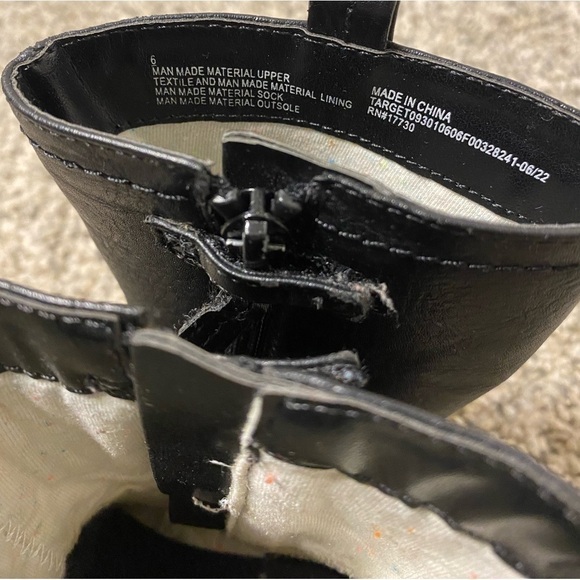 Cat & Jack toddler girl black calf-high boots | Size 6 - Picture 5 of 8